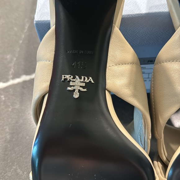 Prada Donna Nappa Leather Quilted 65mm Heels. Deserto color w/ box Size 41.5. - Picture 9 of 14